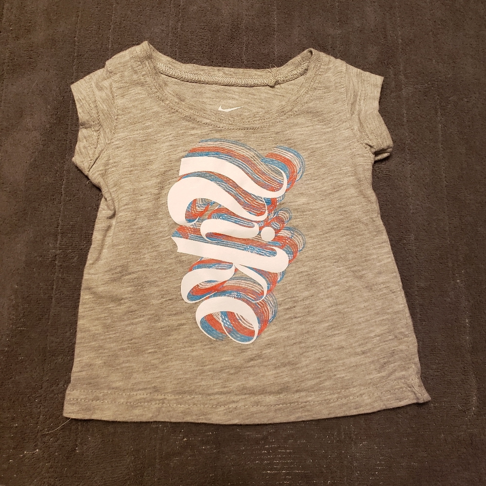 Infant Nike tee